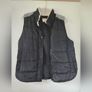 Skies Are Blue Black and Gray Vest